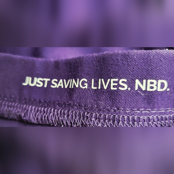 Figs Technical Collection Purple Women's Scrub Top | Medium - Picture 5 of 5